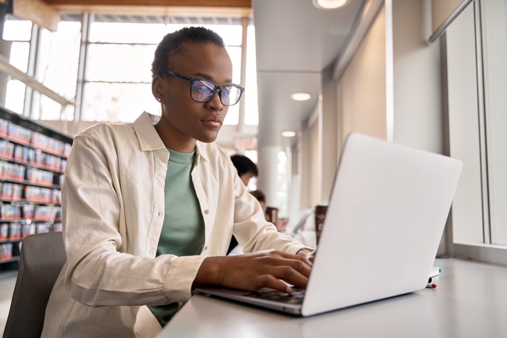 refugee-employment-pathways-digital-skills-jobs